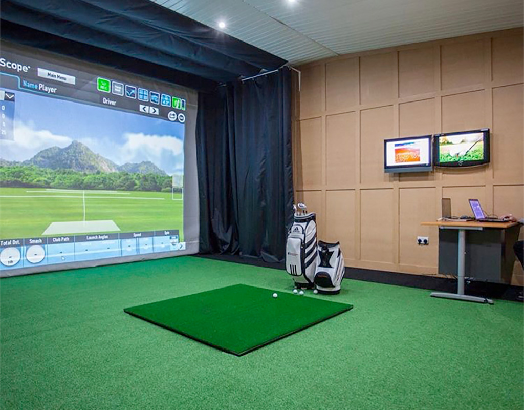 Pro-Golf Teaching Bays at Rebrof Timber Buildings